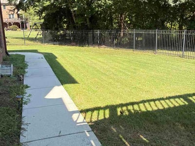 Lawn care service in Snellville, 30078