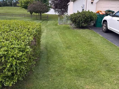 Lawn care service in Mechanicsburg, 17050