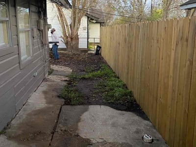 Lawn care service in Houston, 77045