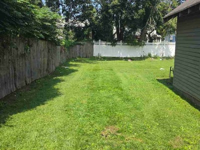 Lawn care service in Plainfield, 07060