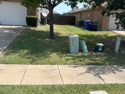 Lawn care service in Forney, 75126