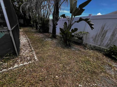Lawn care service in Merritt Island, 32953