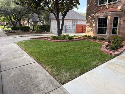 Lawn care service in San Antonio, 78230
