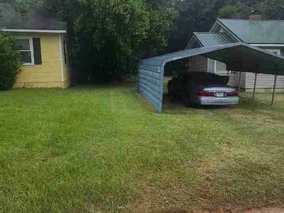 Lawn care service in Warner Robins, 31093
