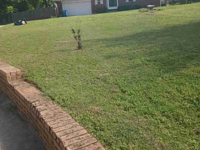 Lawn care service in Midwest City, 73110