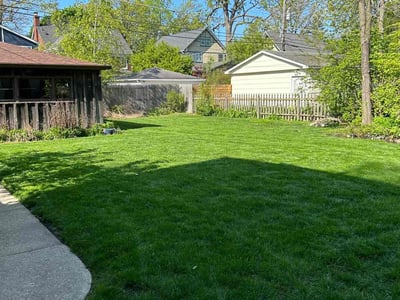Lawn care service in Evanston, 60201