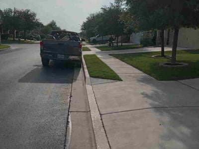 Lawn care service in Buda, 78610