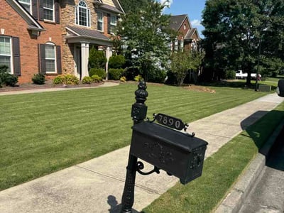 Lawn care service in John’s creek, 30024
