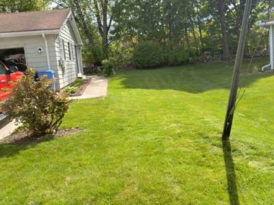 Lawn care service in Cumberland, 02864