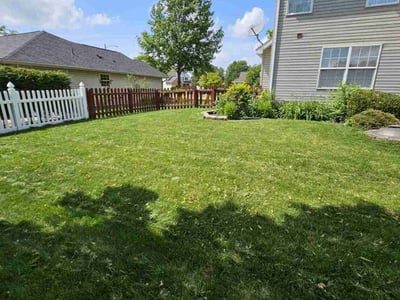 Lawn care service in Troy, 45373