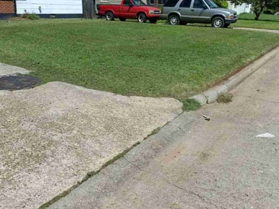 Lawn care service in Midwest City, 73110