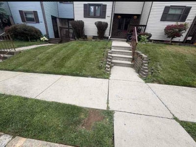 Lawn care service in Allentown, 18104