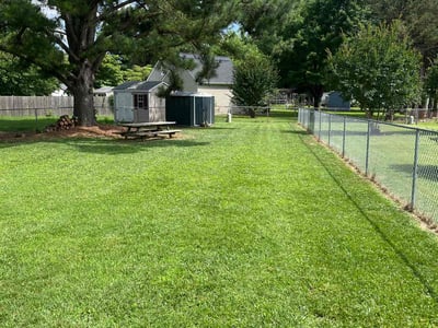 Lawn care service in Mechanicsville, 23111