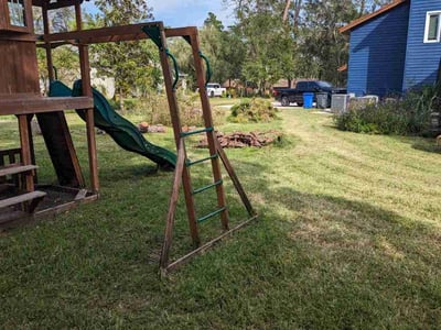 Lawn care service in Lutz, 33559