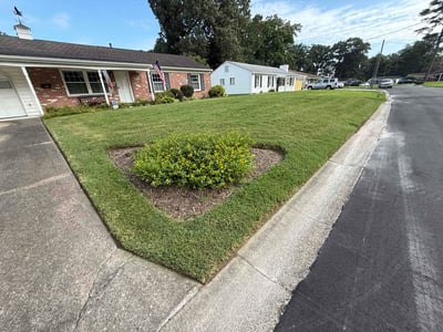Lawn care service in Virginia Beach, 23462