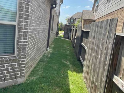 Lawn care service in Atascocita, 77346