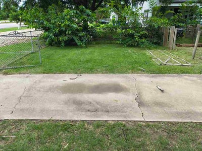 Lawn care service in Midwest City, 73110