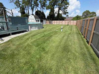Lawn care service in Panama City Beach, 32408