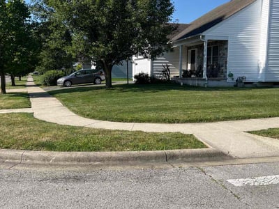 Lawn care service in Pickerington, 43147