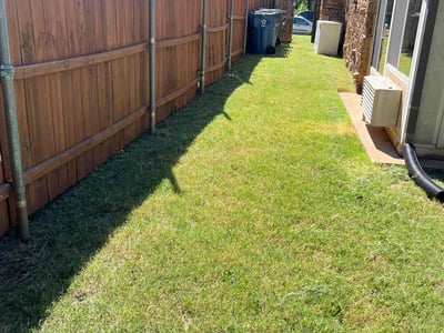 Lawn care service in Edmond, 73013