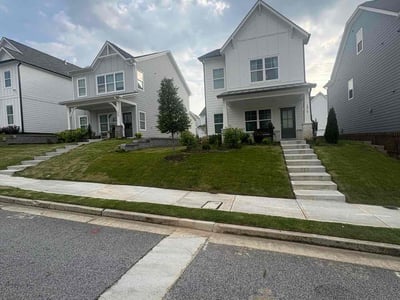 Lawn care service in Atlanta, 30318