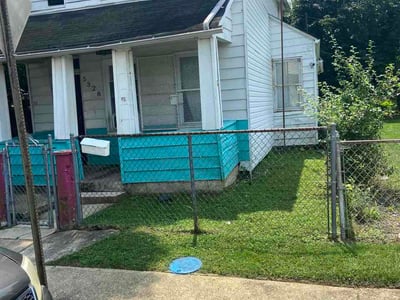 Lawn care service in Baltimore, 21215