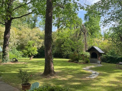 Lawn care service in Stone Mountain, 30083