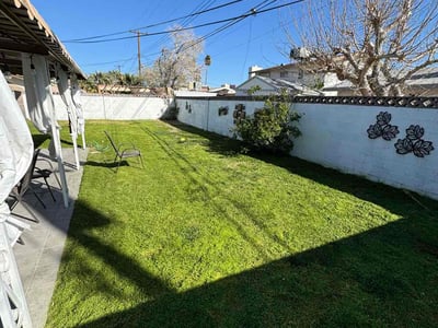 Lawn care service in Las Vegas, 89102