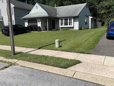Lawn care service in Winslow Township, 08004