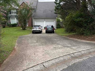 Lawn care service in Canton, 30114