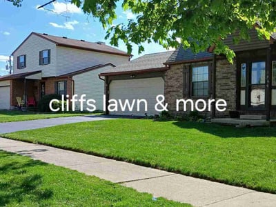 Lawn care service in Northwood, 43619
