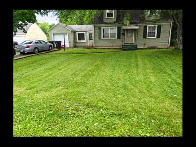 Lawn care service in Fort Wayne, 46806