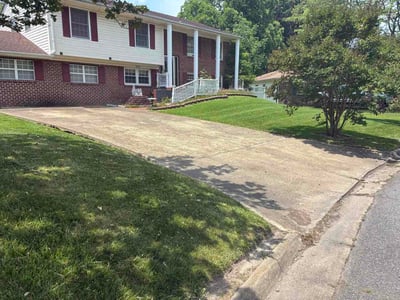 Lawn care service in Virginia Beach, 23452