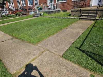 Lawn care service in Dundalk, 21222