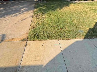 Lawn care service in Burleson, 76028