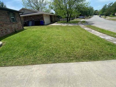 Lawn care service in Broken Arrow, 74012