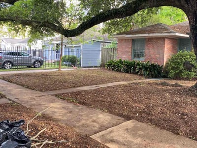 Lawn care service in Houston, 77005