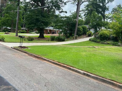 Lawn care service in Augusta, 30904