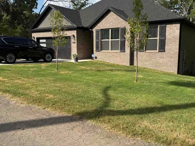 Lawn care service in Bella Vista, 72715