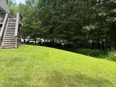 Lawn care service in East Stroudsburg, 18302