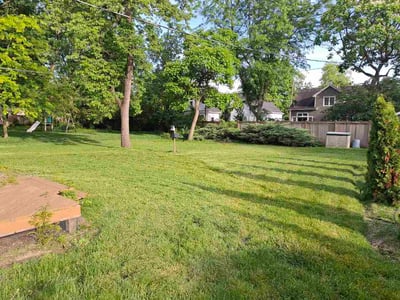 Lawn care service in Columbus, 43221