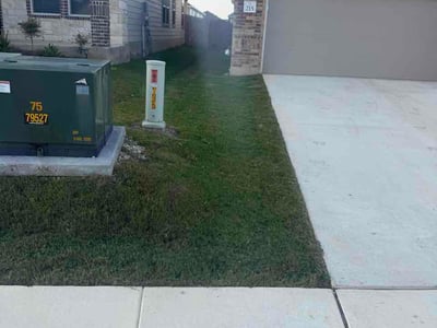 Lawn care service in Boerne, 78006