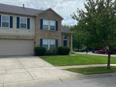 Lawn care service in Fishers, 46037