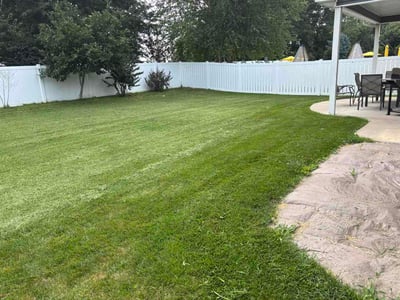 Lawn care service in West Des Moines, 50266