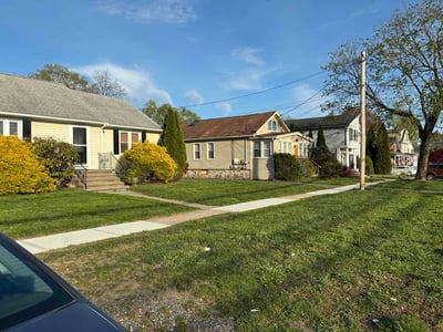Lawn care service in Stratford, 06614