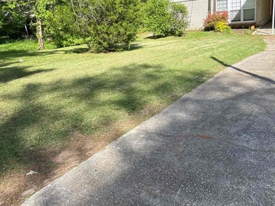 Lawn care service in Decatur, 30032