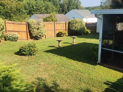 Lawn care service in Lowell, 28098