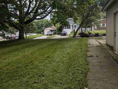 Lawn care service in Lansing, 48910