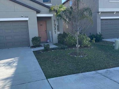 Lawn care service in Tampa, 33619