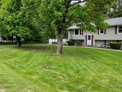 Lawn care service in Scarborough, 04074